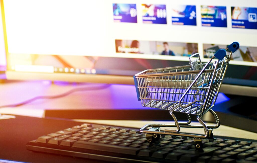 CRM dla e-commerce – połączenie z platformą sprzedażową